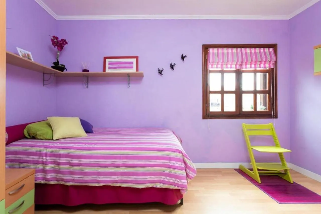 Holiday home Lovely 2-Bed House With Terrace And Pool Chayofa
