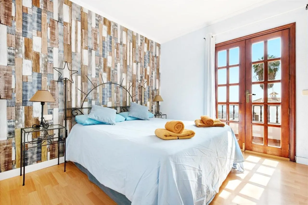 Holiday home Lovely 2-Bed House With Terrace And Pool Chayofa
