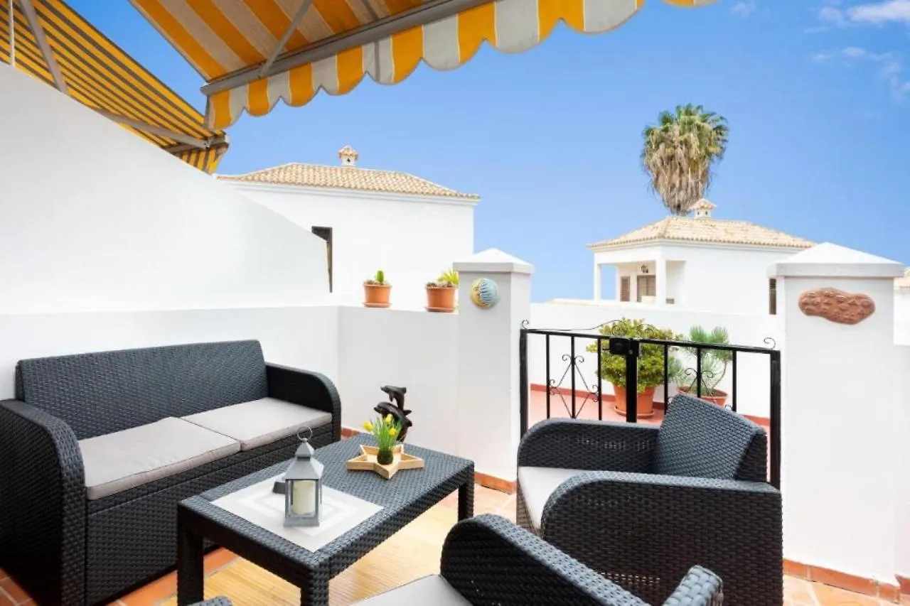 Lovely 2-Bed House With Terrace And Pool Chayofa 0*,  Spain